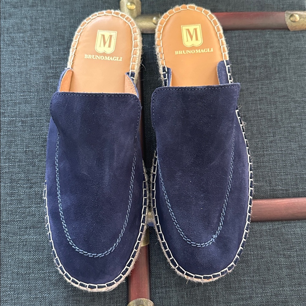 Elegant Bruno Magli Navy Blue Suede Slip-On Shoes, Size 10 (43)
